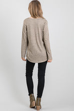 Load image into Gallery viewer, Color Block Long Sleeve Top (2 colors)