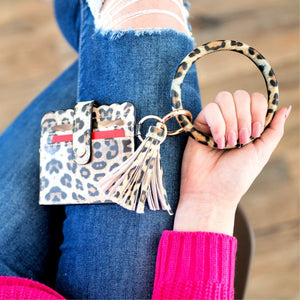 Scalloped Key Ring Wallet